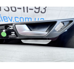 Декоративний молдинг двері лівий передній у зборі чорний Audi A8 [4H] 2010-2017