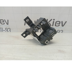 Кронштейн Audi A8 [4H] 2010-2017