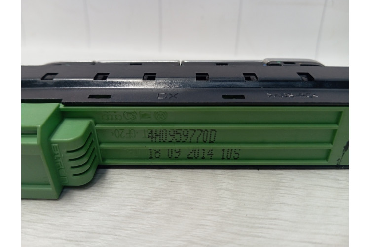 Блок кнопок управления сиденьем Audi A8 [4H] 2010-2017 4H0959770D