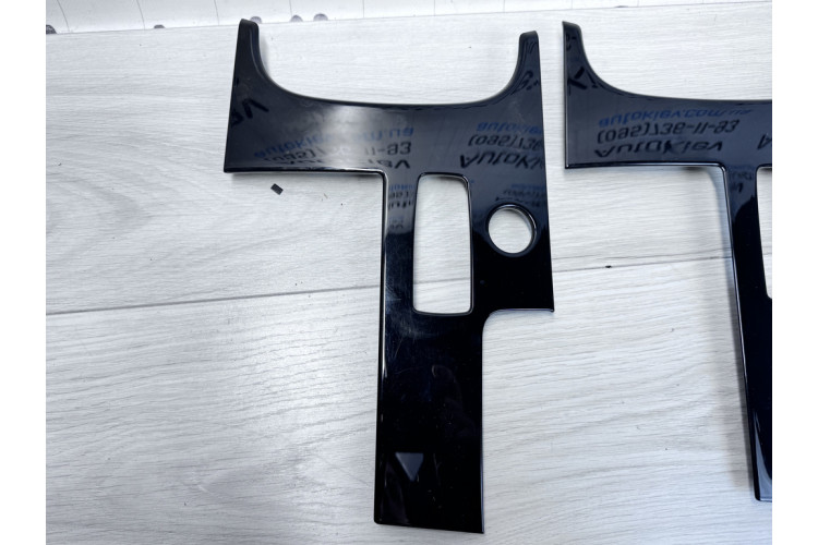 Декоративная накладка центральной консоли Audi A8 [4H] 2010-2017 4H1857130C