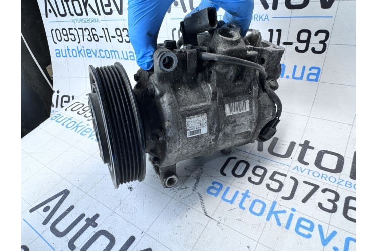 Компресор кондиціонера Audi A8 [4H] 2010-2017 4H0260805