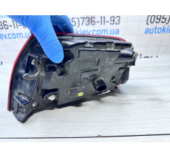 Ліхтар задній лівий зовнішній (відламані кріплення, відклеєне скло) Audi A8 [4H] 2010-2017