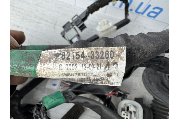 Жгут проводки двери задней левой Lexus ES 2012-2018 8215433260