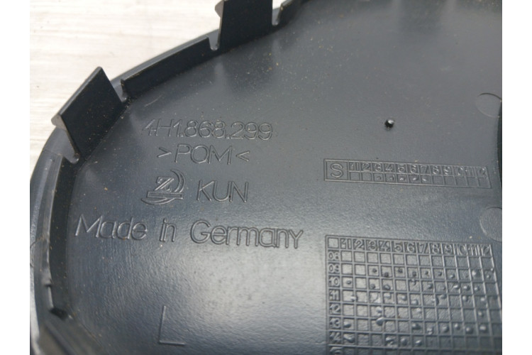 Решетка динамика передняя левая цвет черный Audi A8 [4H] 2010-2017 4H1868299