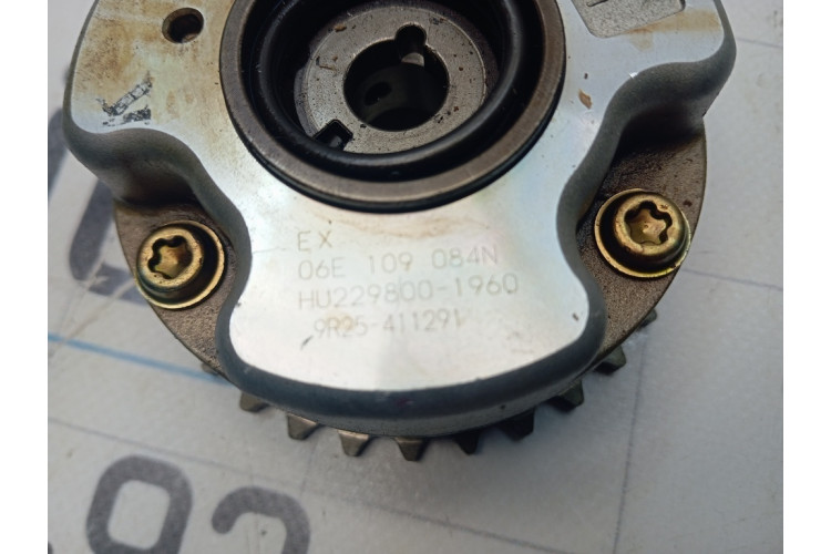 Зірочка-шестерня розподільного валу двигуна випускного оригінал Audi Allroad quattro 2012-2019 06E109084N Зірочка-шестерня розподільного валу двигуна випускного оригінал Audi Allroad quattro 2012-2019 06E109084N