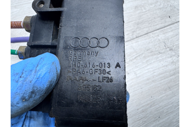 Блок клапанів пневматичної підвіски Audi Allroad quattro 2012-2019 4H0616013 Блок клапанів пневматичної підвіски Audi Allroad quattro 2012-2019 4H0616013