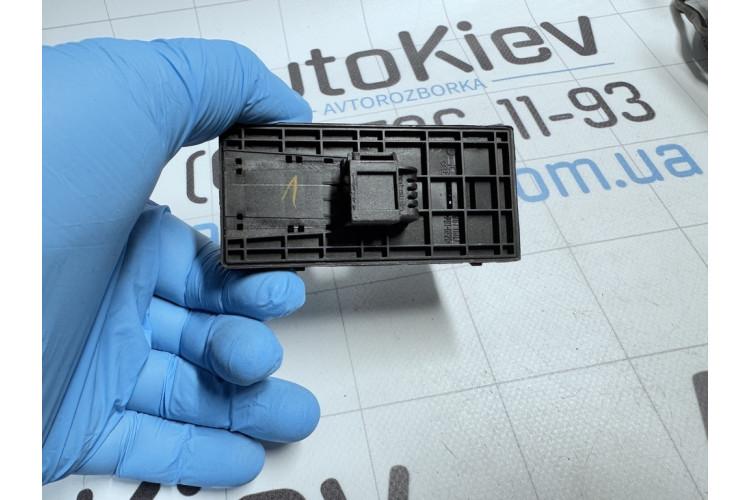 Блок кнопок склопідйомника передніх лівих дверей Audi A8 [4H] 2010-2017 4H0959851E