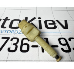 Датчик увімкнення стопсигналу Audi A8 [4D] 1999-2002