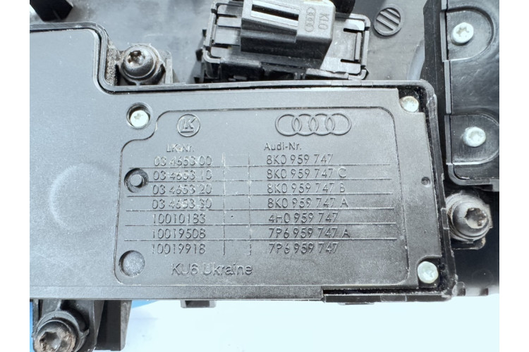 Блок кнопок регулювання сидіння лівий всі кнопки Audi Allroad quattro 2012-2019 8K0959747 Блок кнопок регулювання сидіння лівий всі кнопки Audi Allroad quattro 2012-2019 8K0959747