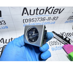 Аналоговий годинник на торпеду Audi A8 [4H] 2010-2017