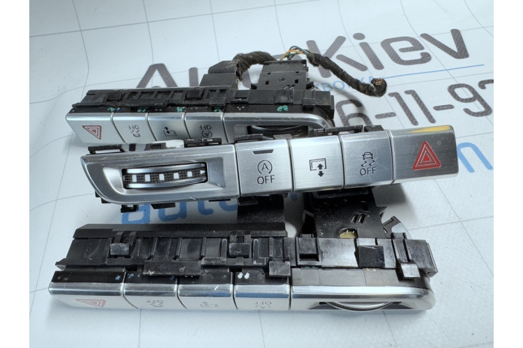 Блок кнопок в торпеду (кнопка аварийки) Audi A8 [4H] 2010-2017 4H1959673P