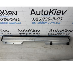 Сонцезахисна шторка двері права Long Audi A8 [4H] 2010-2017