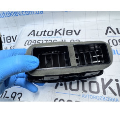 Дефлектор nero (чёрный)/хром Audi A8 [4H] 2010-2017