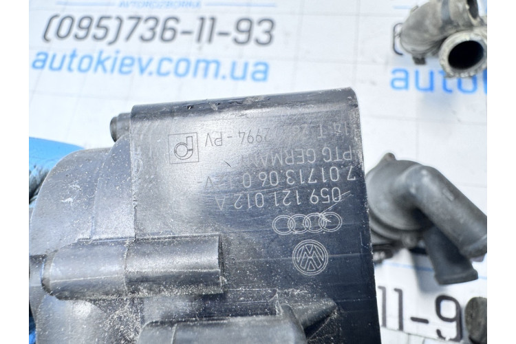 Насос системи охолодження Audi Allroad quattro 2006-2012 059121012A Насос системи охолодження Audi Allroad quattro 2006-2012 059121012A