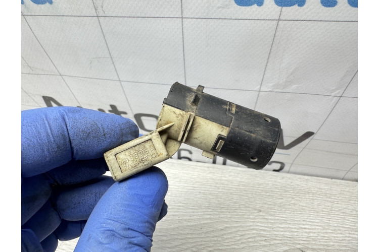 Датчик паркування (парктронік передній бічний) Audi A3 [8P1] 2003-2013 7H0919275A