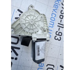 Моторчик склопідйомника передній правий Mercedes Benz A-Class W169 2004-2012