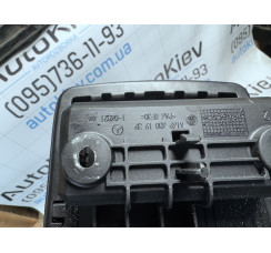 Підлокітник у чорному кольорі Mercedes Benz A-Class W169 2004-2012