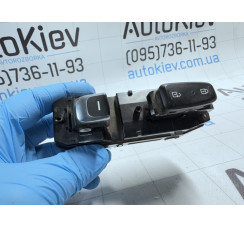 Блок кнопок склопідйомника передній правий Kia Sportage 2016-2021