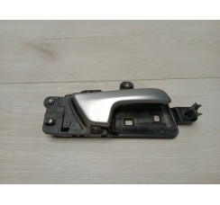 Ручка дверей внутрішня права Kia Sportage 2016-2021