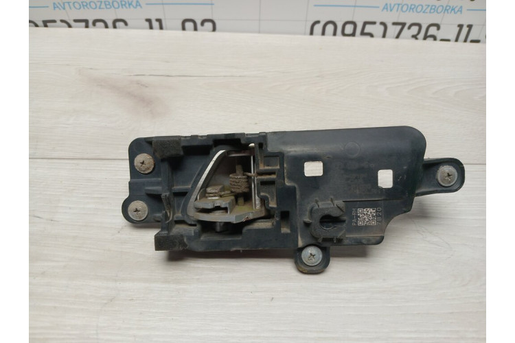 Ручка дверей внутрішня права Kia Sportage 2016-2021 82623F1000 Ручка дверей внутрішня права Kia Sportage 2016-2021 82623F1000