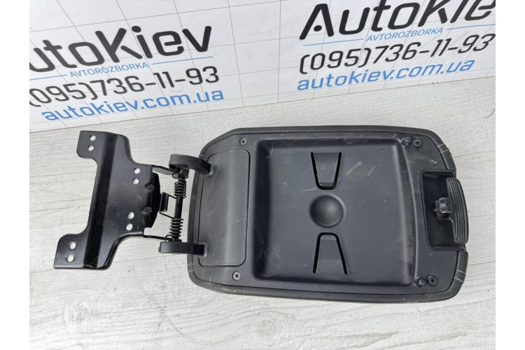 Подлокотник Kia Sportage 2016-2021 84660F1000WK