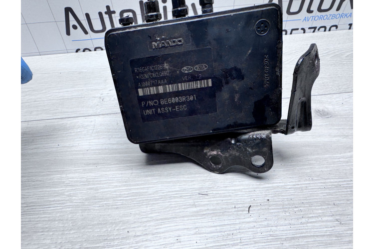 Блок управління АБС (ABS) Kia Sportage 2016-2021 58920F1110