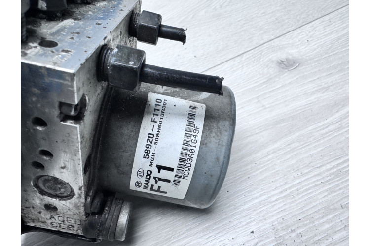 Блок управління АБС (ABS) Kia Sportage 2016-2021 58920F1110