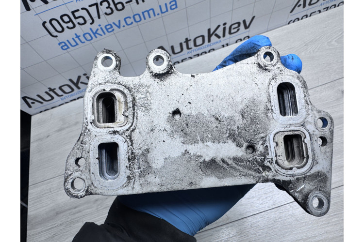 Радіатор масляний BMW (2.0TDI) f30 f31 f32 f33 f35 f36 8507627