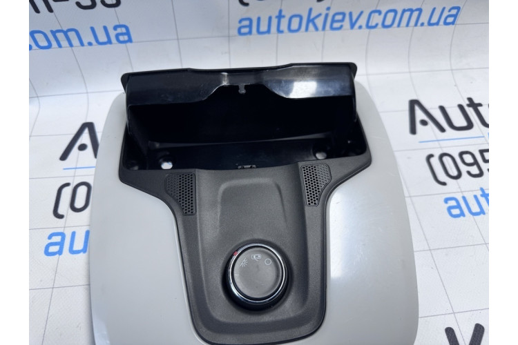 Фонарь салона передний Chery Tiggo 8 J684423010