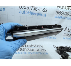 Chery Tiggo 8 Центральный блок кнопок 