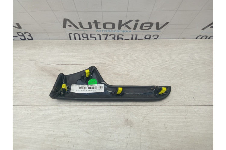 Накладка консоли передней панели Chery Tiggo 8 T1A5306183 Накладка консоли передней панели Chery Tiggo 8 T1A5306183