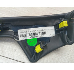 Накладка консоли передней панели Chery Tiggo 8