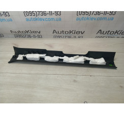 Накладка порога правая  Chery Tiggo 8 2020-2024