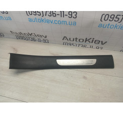 Накладка порога дверей задня нижня ліва Chery Tiggo 8 2020-2024