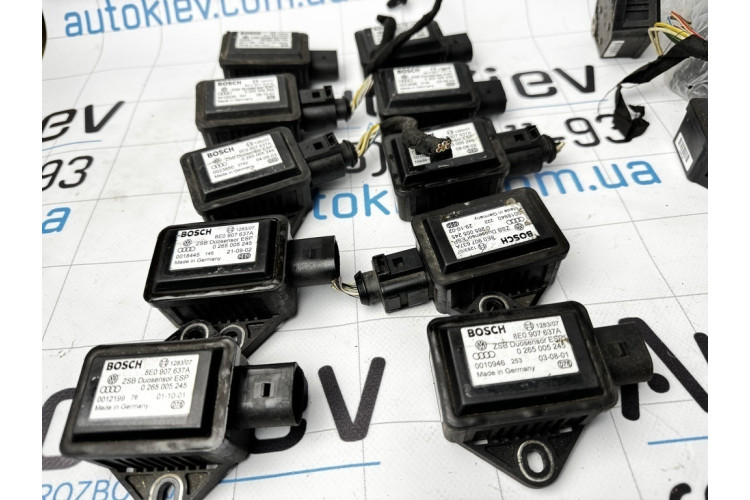 Датчик поперечного прискорення (ESP) Skoda Superb 2002-2008 8E0907637A