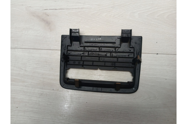 Пластик защитная панель BMW 3-serie F30/F31/F34 2011-2019 10822910