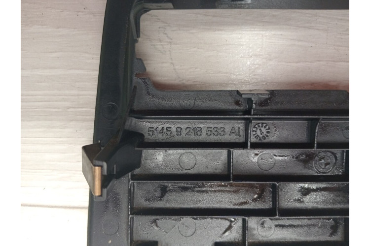 Пластик защитная панель BMW 3-serie F30/F31/F34 2011-2019 10822910