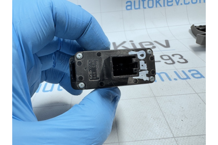 Кнопка Открывания Крышки Багажника Chery Tiggo 8 808000255AA