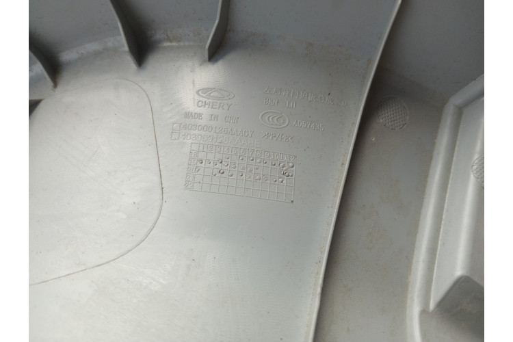 Обшивка дверей/кришки багажника ліва Chery Tiggo 8 2020-2024 403000126AAAGY Обшивка дверей/кришки багажника ліва Chery Tiggo 8 2020-2024 403000126AAAGY
