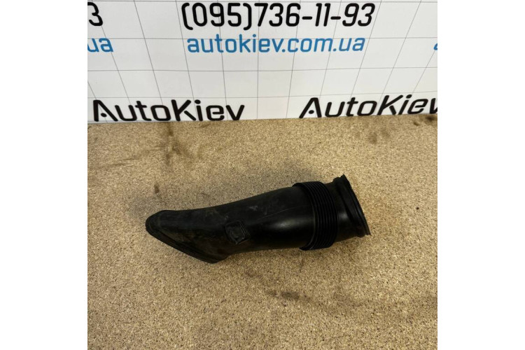 Патрубок повітряного фільтра для Audi A8 (D4) 2009-2017 4H0129509C