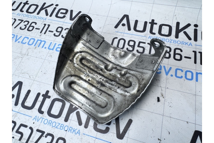 Захист півосі шрусу Audi A8 S8 D4 4H 2010-2017 4H0301325A