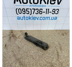 опора коробки правая Audi a8 d4 4h 