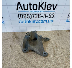 подушка коробки  Audi a8 d4 w12 6, 3 fsi 