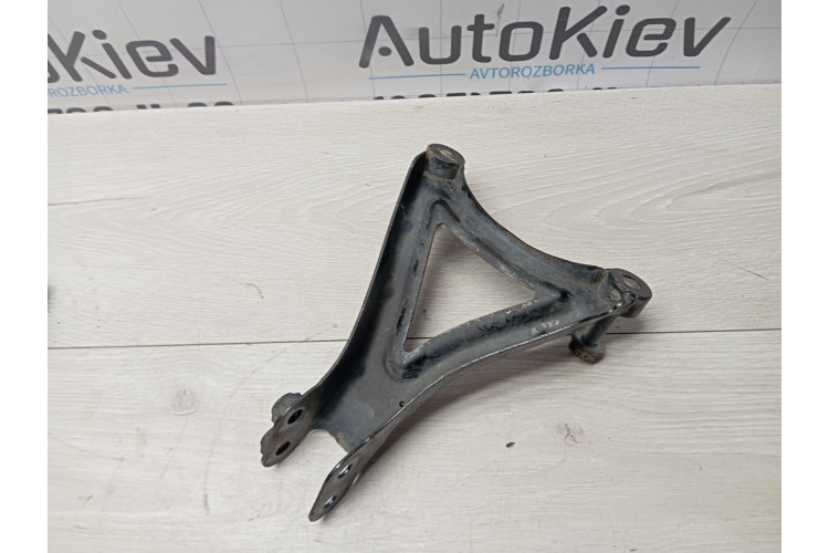 Опора коробки передач права AUDI A8 D4 2010-2017 4H0399260