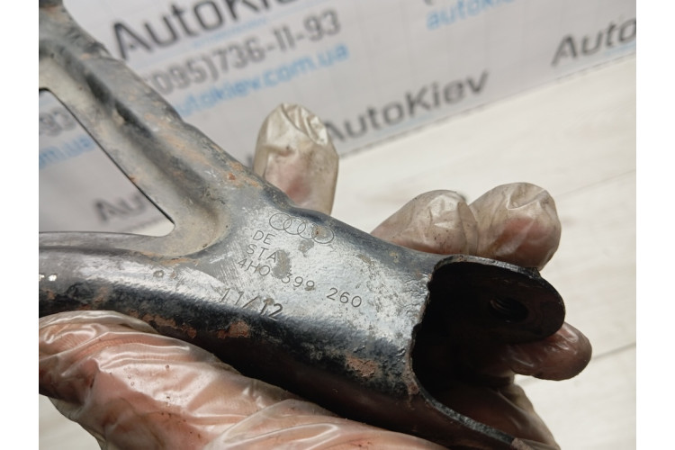 Опора коробки передач права AUDI A8 D4 2010-2017 4H0399260