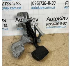 Стойка для педалей Audi A6 4G A7 A8 4h 