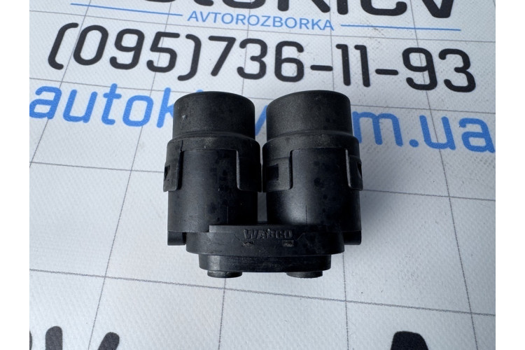 Блок клапанов пневмоподвески Audi A6 [C5] 1997-2004 8840110560