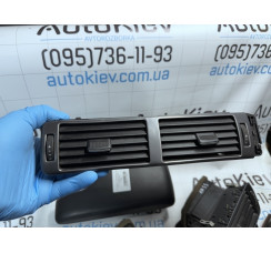 Дефлектор салону центральний Audi A6 [C5] 1997-2004