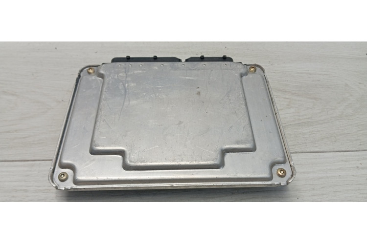 Компьютер управления двигателем VW Passat [B5] 1996-2000 038906019CP