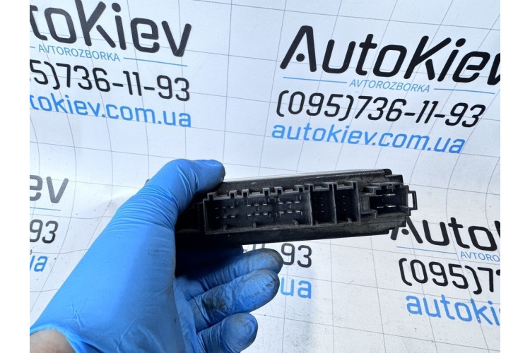 Блок керування клімат-контролем Porsche Cayenne 2003-2010 7L5937049C Блок керування клімат-контролем Porsche Cayenne 2003-2010 7L5937049C